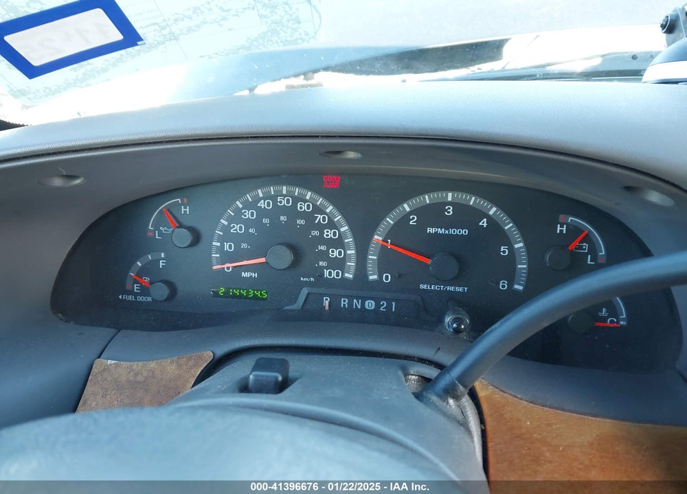 1999 FORD EXPEDITION EDDIE BAUER/XLT VIN: 1FMRU1760XLB99695