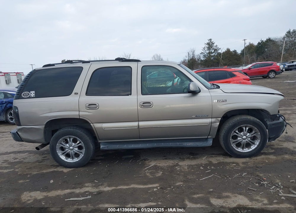 2002 CHEVROLET TAHOE LT VIN: 1GNEC13Z82R242330