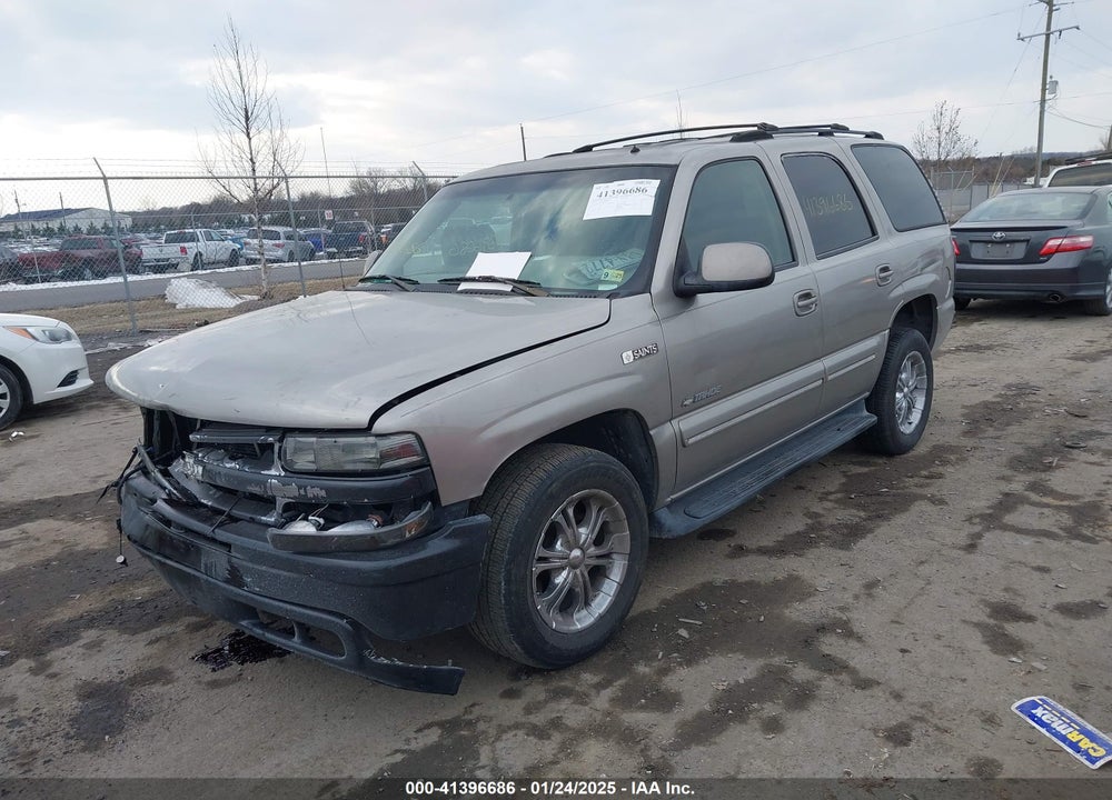2002 CHEVROLET TAHOE LT VIN: 1GNEC13Z82R242330