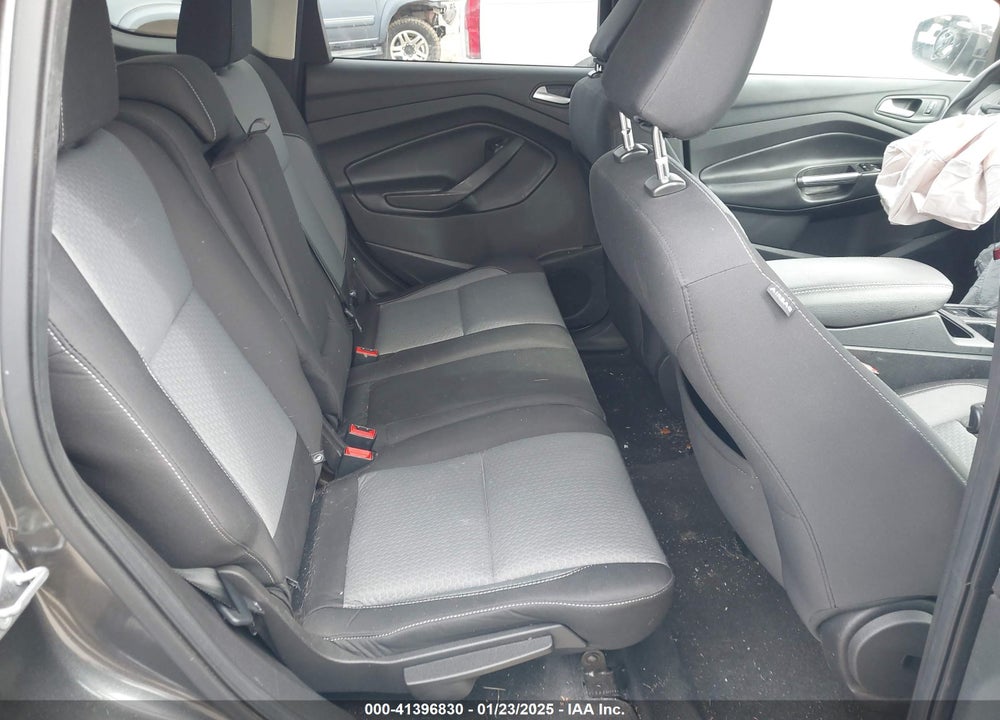 2018 FORD ESCAPE SE VIN: 1FMCU9GD7JUB62308