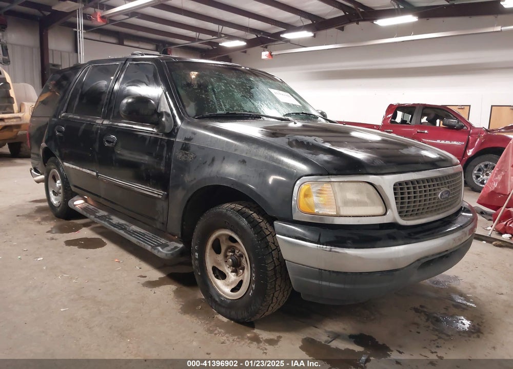 2000 FORD EXPEDITION XLT VIN: 1FMRU156XYLB85288