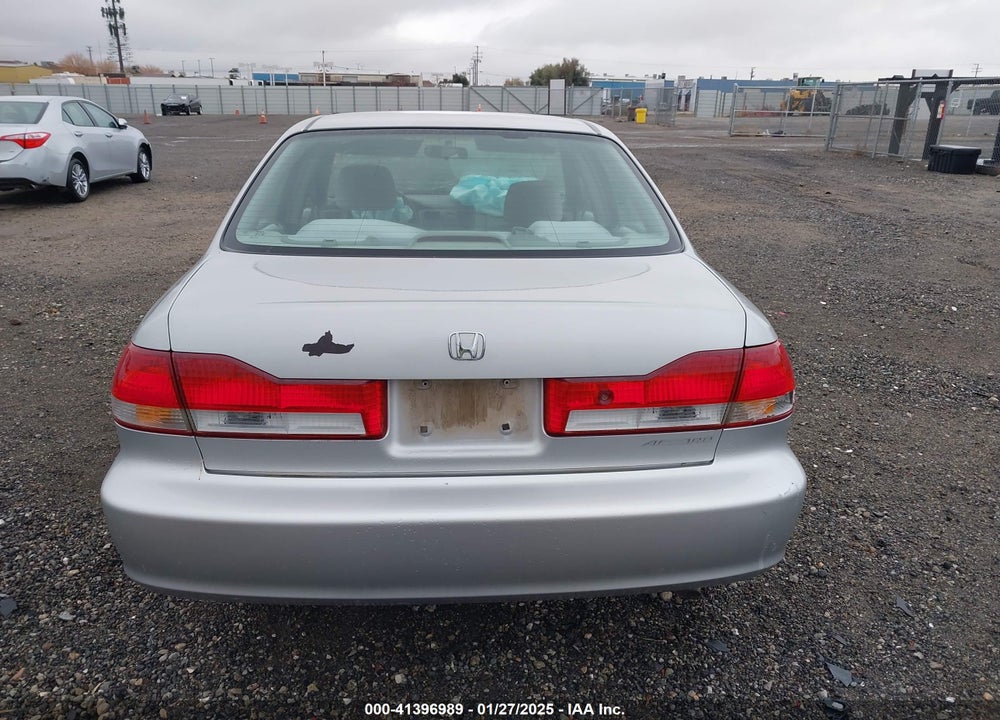 2001 HONDA ACCORD VALUE PACKAGE VIN: 1HGCF86681A060630