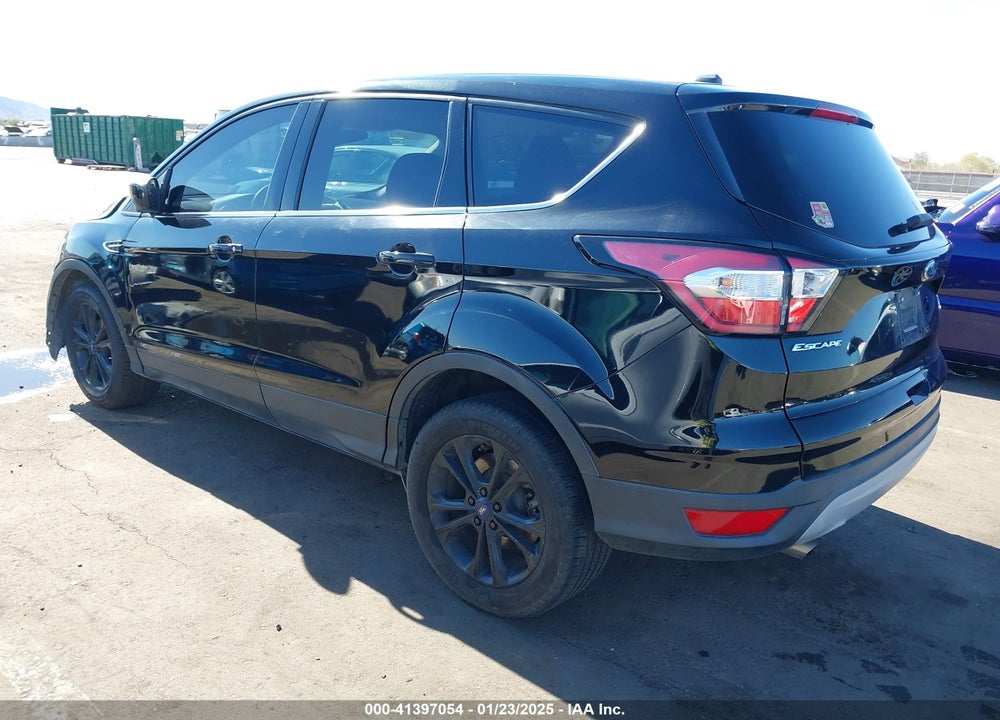 2017 FORD ESCAPE SE VIN: 1FMCU0GD3HUD50460
