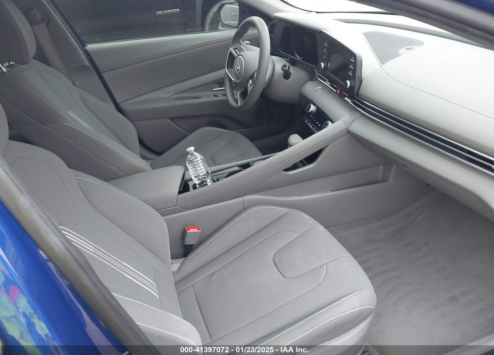 2023 HYUNDAI ELANTRA HYBRID VIN: KMHLM4AJ5PU074187