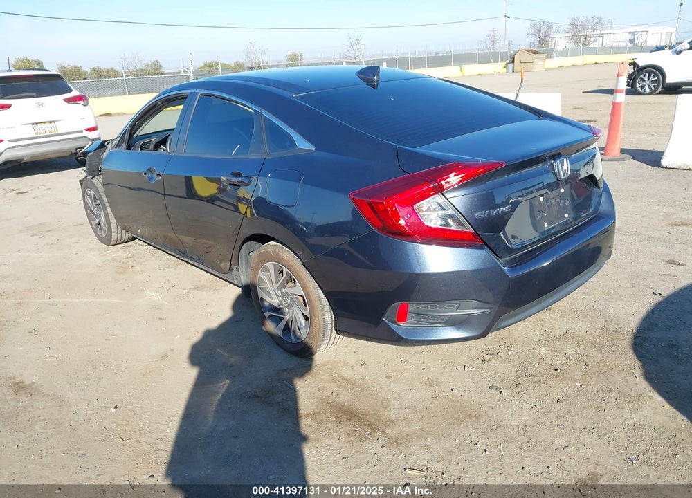 2017 HONDA CIVIC VIN: 19XFC2F78HE209927