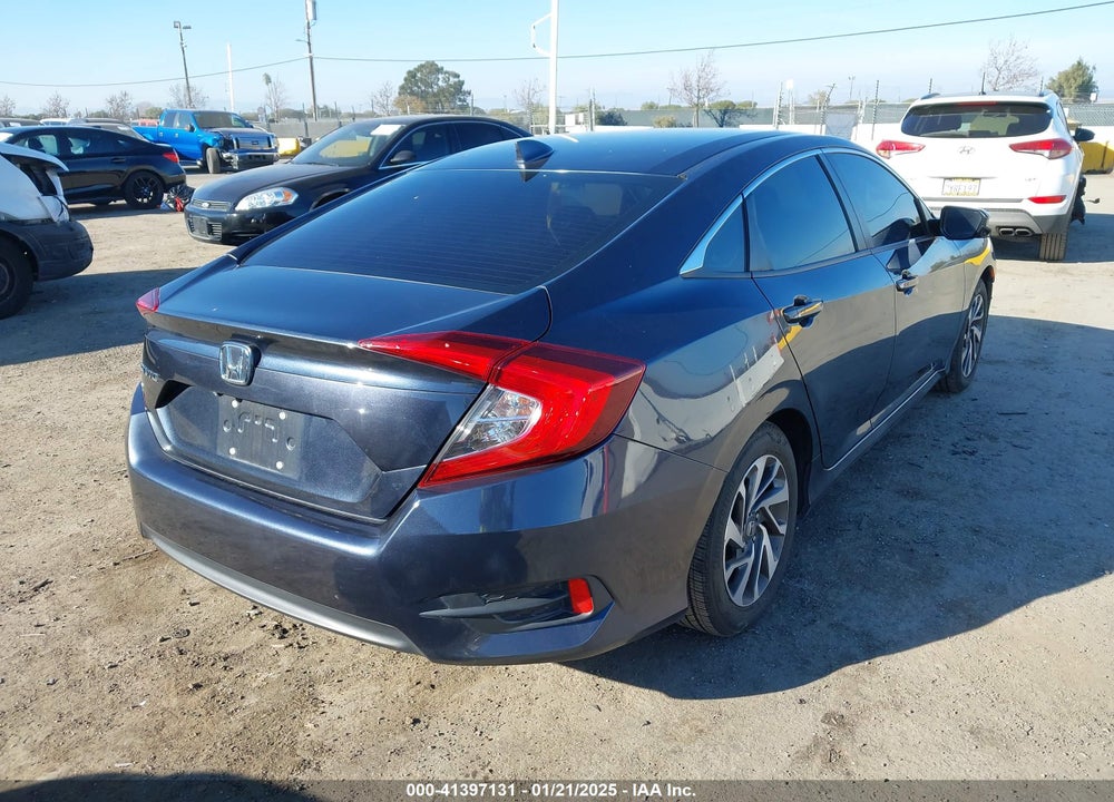 2017 HONDA CIVIC VIN: 19XFC2F78HE209927
