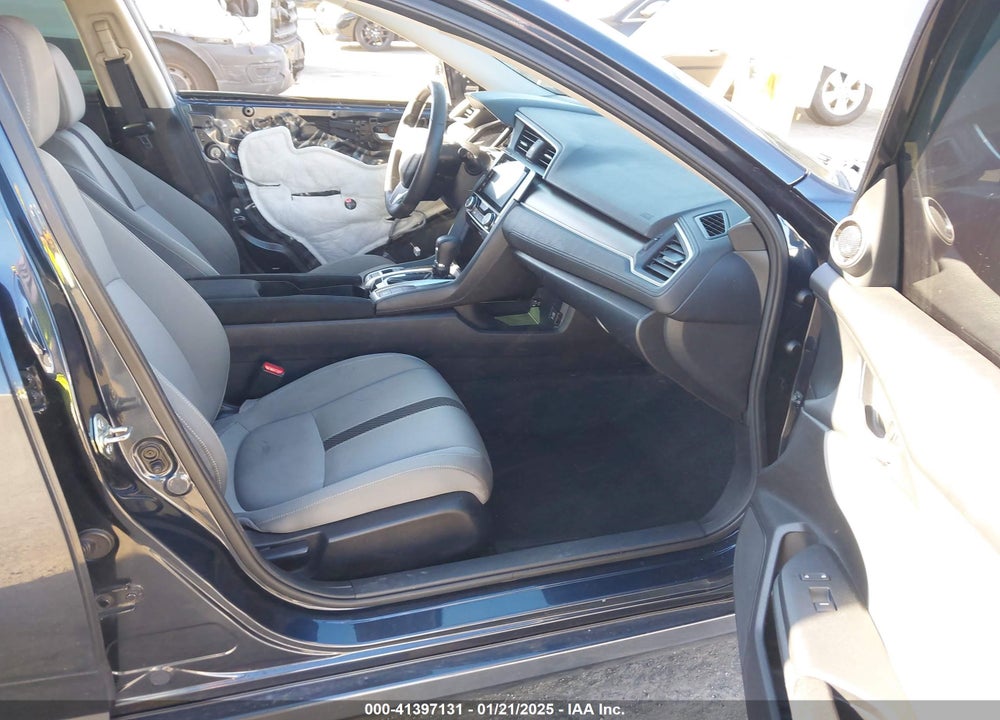 2017 HONDA CIVIC VIN: 19XFC2F78HE209927