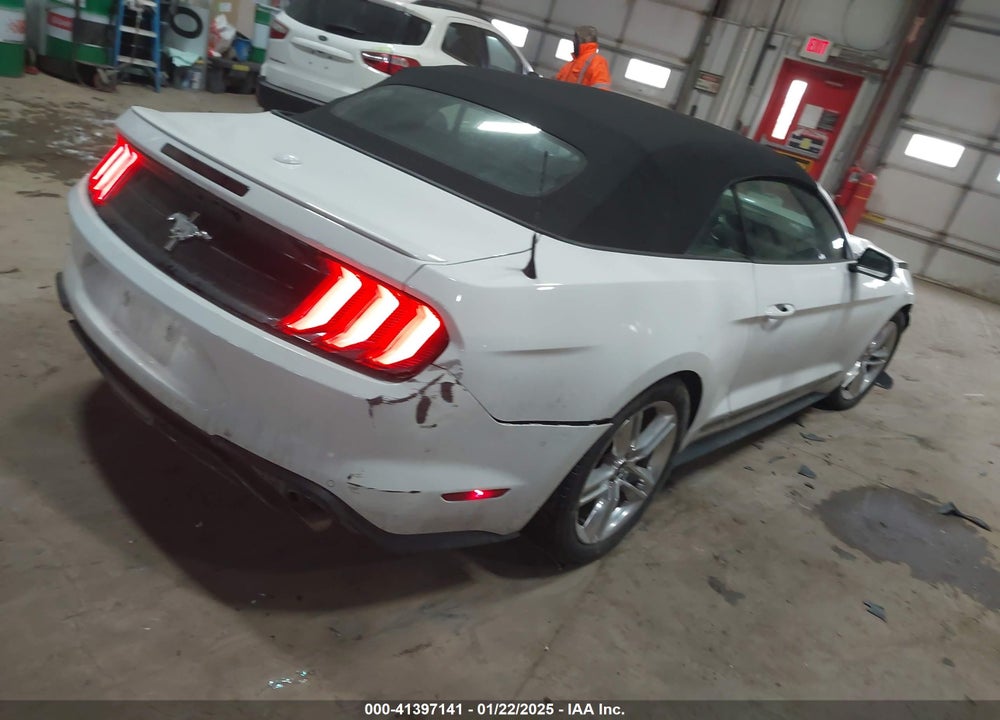 2021 FORD MUSTANG VIN: 1FATP8UH4M5138923