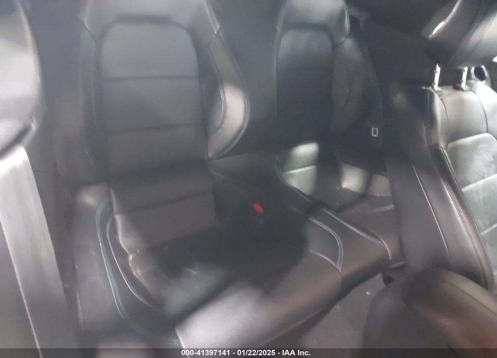 2021 FORD MUSTANG VIN: 1FATP8UH4M5138923