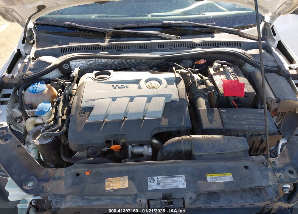2013 VOLKSWAGEN JETTA VIN: 3VWLL7AJ3DM445143