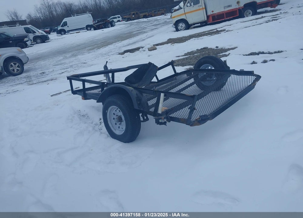 2000 TRAILER TRAILER VIN: 4YMULO817DVO44122