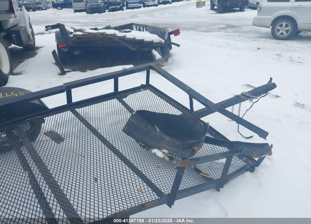 2000 TRAILER TRAILER VIN: 4YMULO817DVO44122