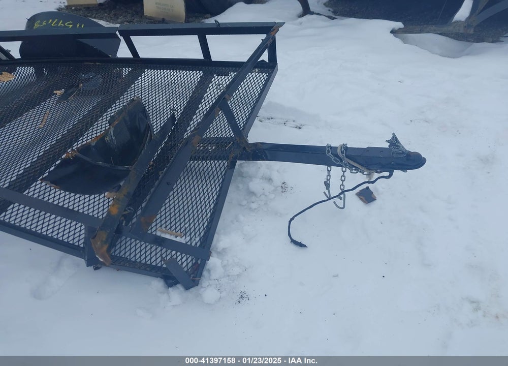 2000 TRAILER TRAILER VIN: 4YMULO817DVO44122