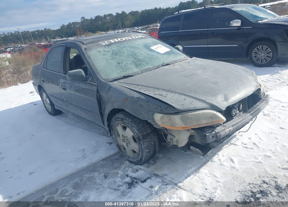 2002 HONDA ACCORD 3.0 EX VIN: 1HGCG16542A072786