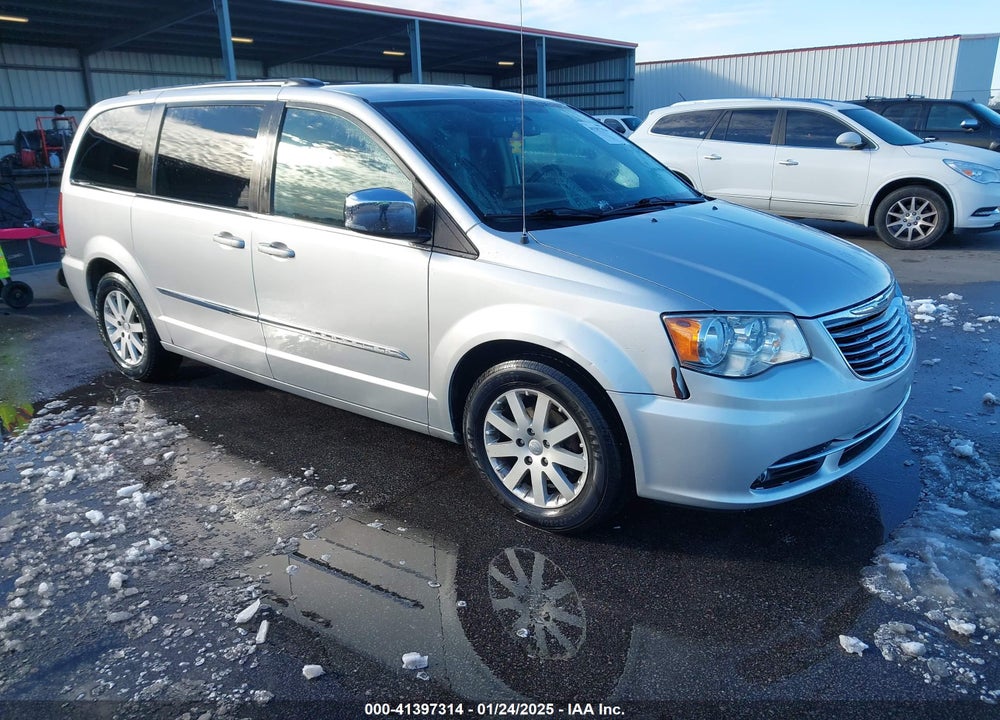 2011 CHRYSLER TOWN & COUNTRY TOURING-L VIN: 2A4RR8DG8BR746475