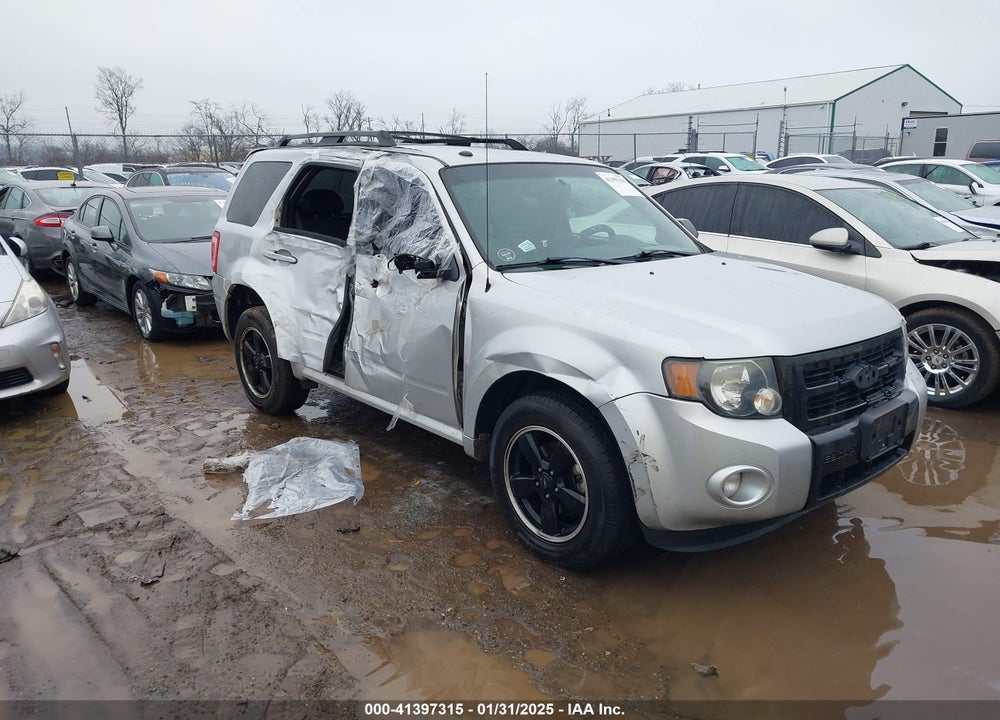 2009 FORD ESCAPE XLT VIN: 1FMCU03G39KB64026