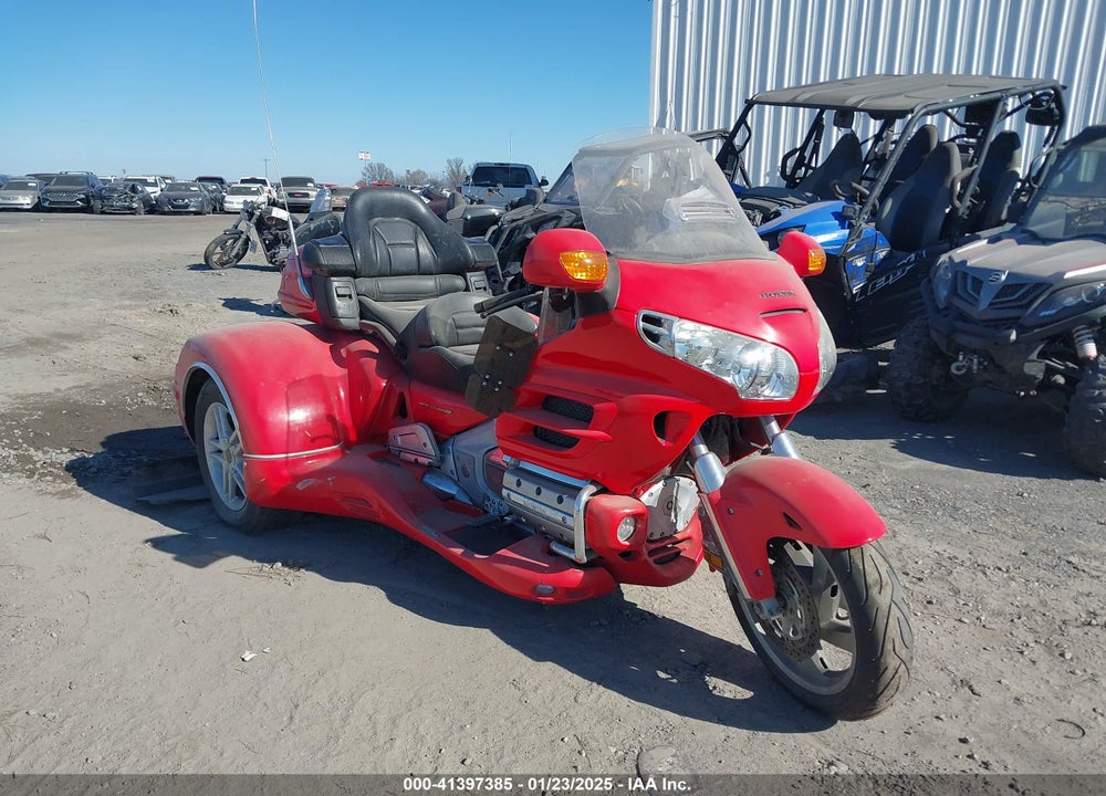 2004 HONDA GL1800 VIN: 1HFSC47014A305610