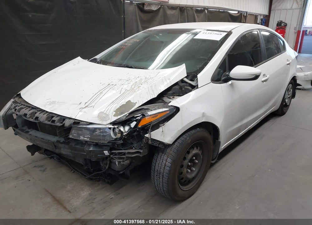 2017 KIA FORTE VIN: 3KPFK4A74HE030371