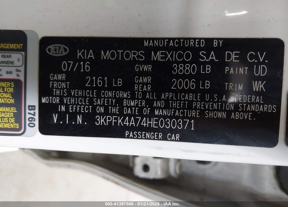 2017 KIA FORTE VIN: 3KPFK4A74HE030371