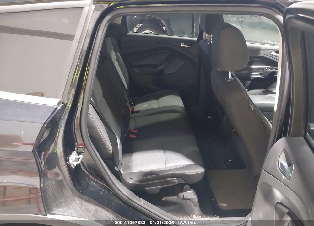 2017 FORD ESCAPE SE VIN: 1FMCU9GD1HUC74810