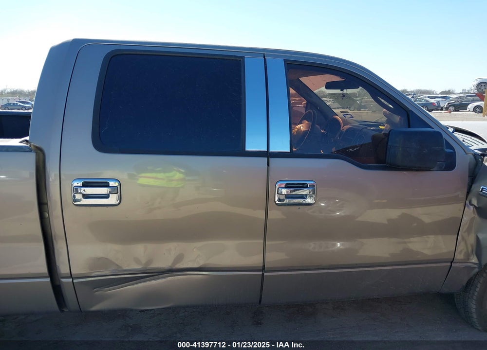 2004 FORD F-150 XLT VIN: 1FTRW12W44KD39562