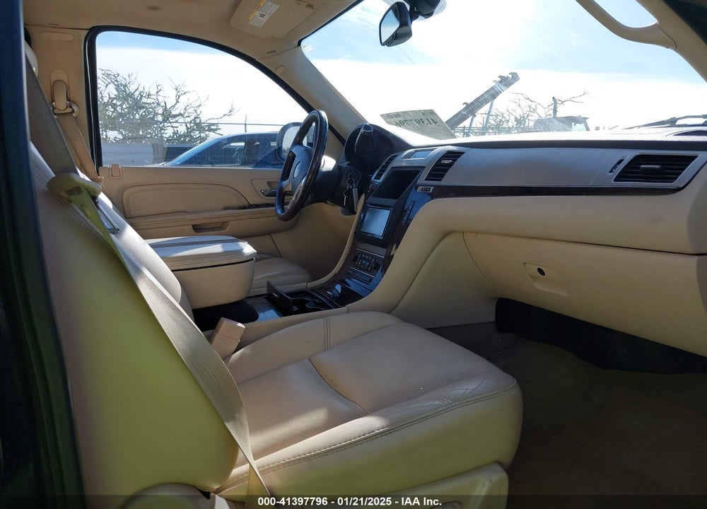 2008 CADILLAC ESCALADE EXT VIN: 3GYFK62808G147107