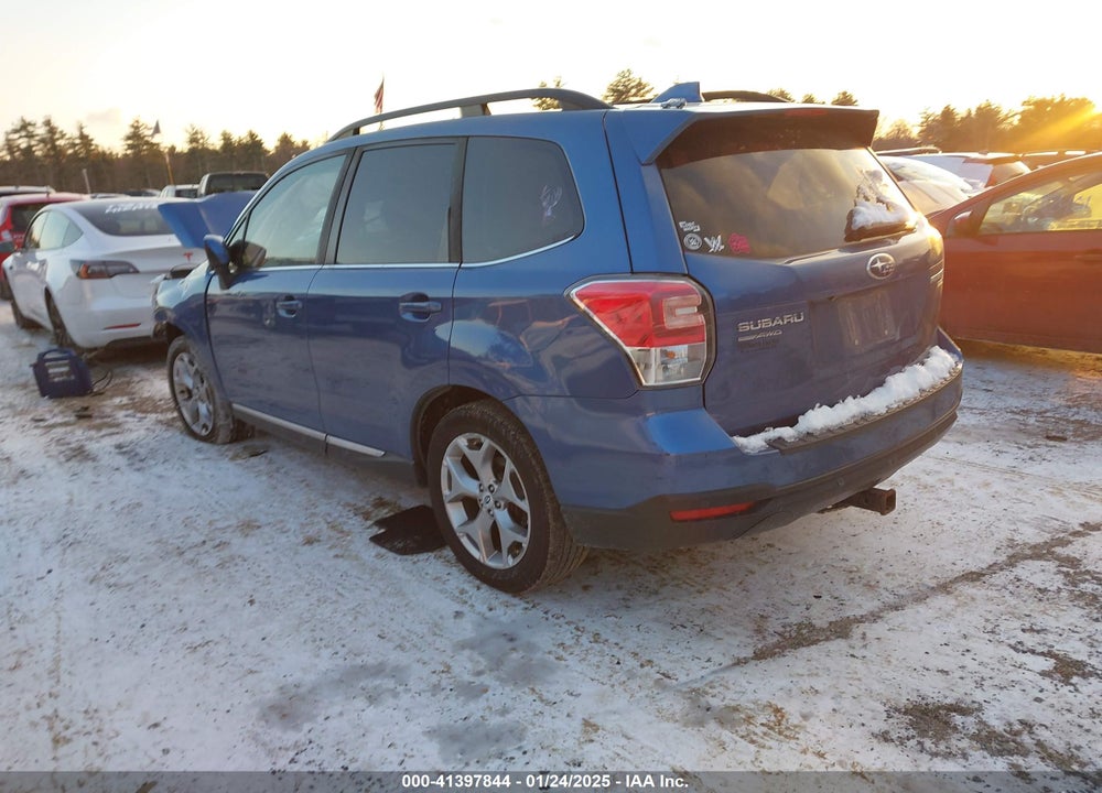 2017 SUBARU FORESTER 2.5I TOURING VIN: JF2SJAWCXHH543576
