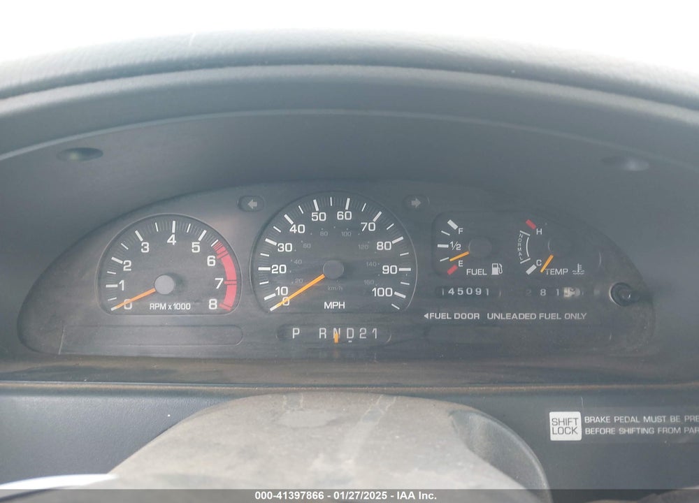 2000 NISSAN QUEST GLE/GXE/SE-CLOTH/SE-LEATHER VIN: 4N2XN11T5YD843370