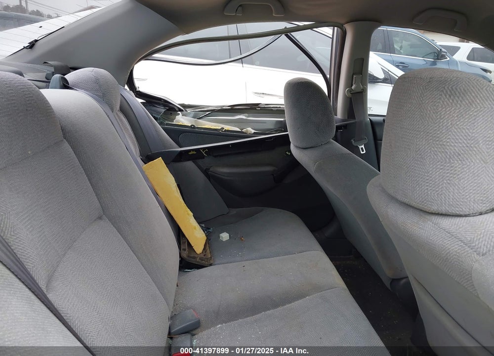 2001 HONDA CIVIC LX VIN: 2HGES16571H584758