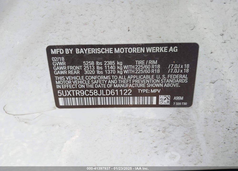 2018 BMW X3 VIN: 5UXTR9C58JLD61122