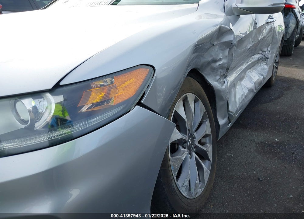 2013 HONDA ACCORD EX VIN: 1HGCT1B72DA008395