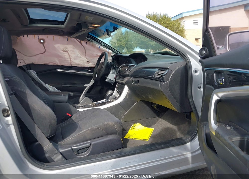 2013 HONDA ACCORD EX VIN: 1HGCT1B72DA008395