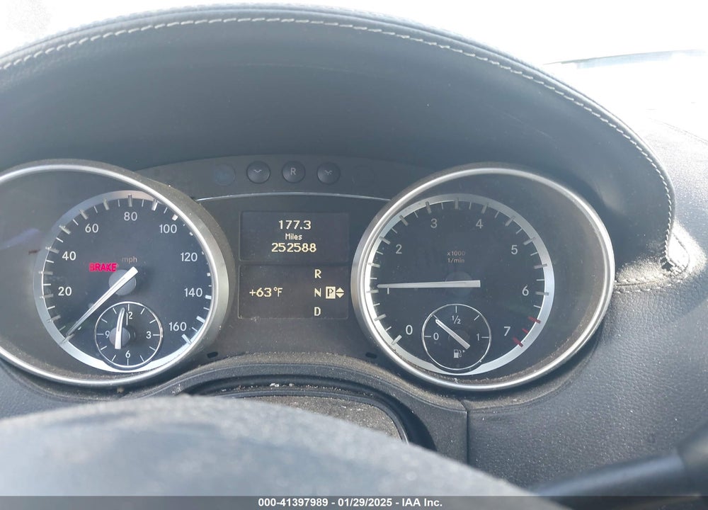 2011 MERCEDES-BENZ GL 450 4MATIC VIN: 4JGBF7BE7BA682019