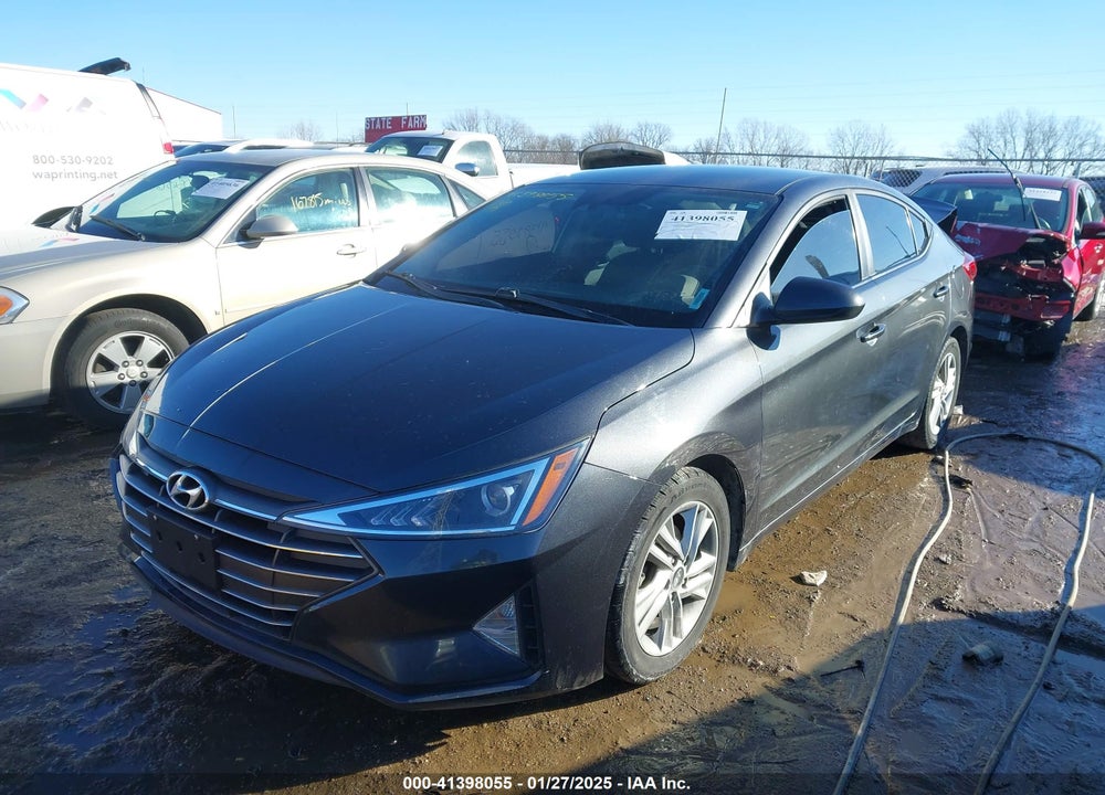 2020 HYUNDAI ELANTRA VIN: 5NPD84LF5LH555230