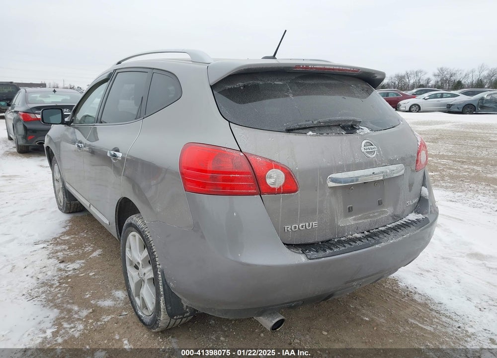 2011 NISSAN ROGUE SV VIN: JN8AS5MV3BW690624
