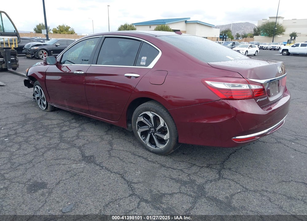 2017 HONDA ACCORD EX-L VIN: 1HGCR2F82HA209503