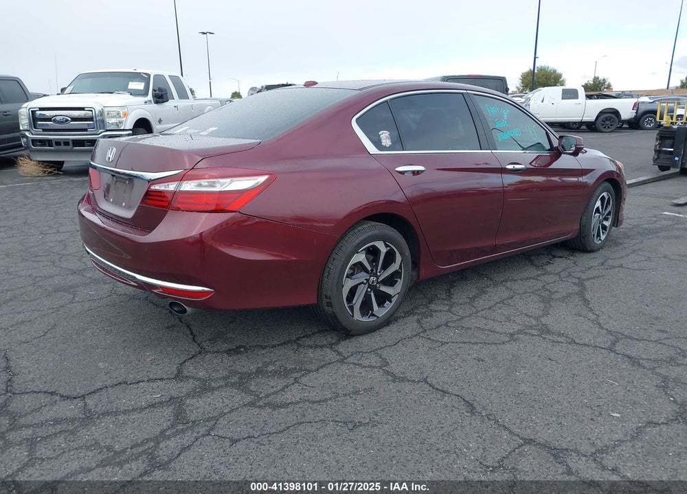 2017 HONDA ACCORD EX-L VIN: 1HGCR2F82HA209503