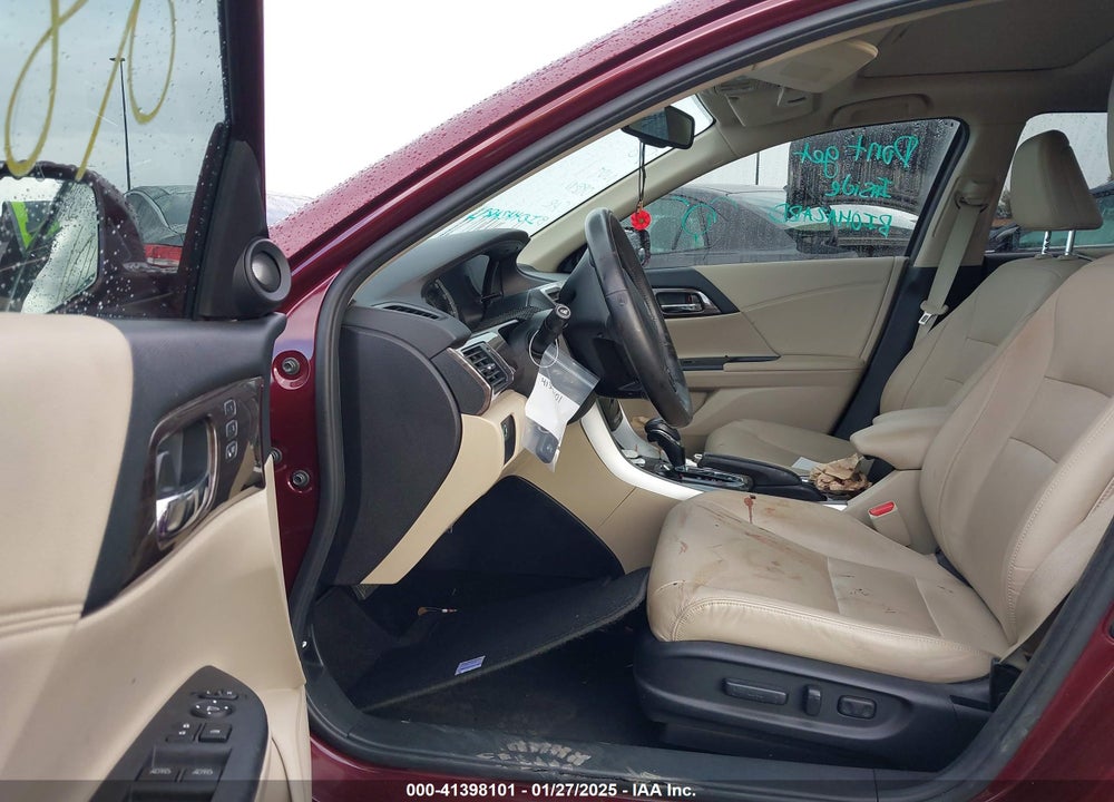 2017 HONDA ACCORD EX-L VIN: 1HGCR2F82HA209503
