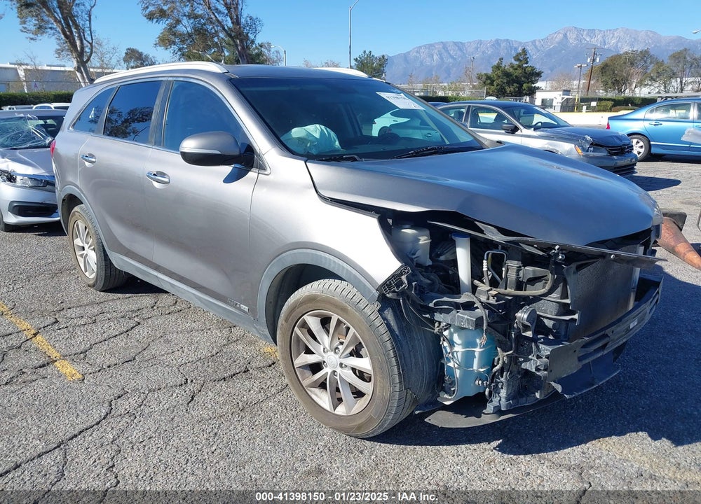 2017 KIA SORENTO 3.3L LX VIN: 5XYPGDA56HG291637