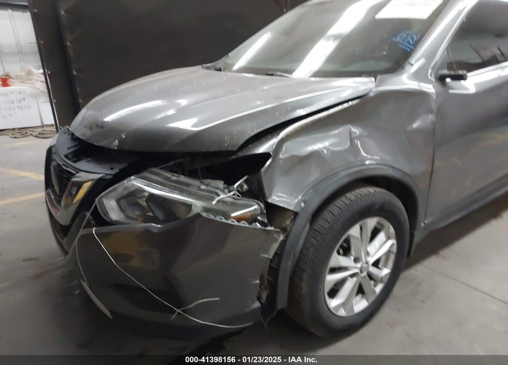 2018 NISSAN ROGUE S VIN: 5N1AT2MTXJC838673