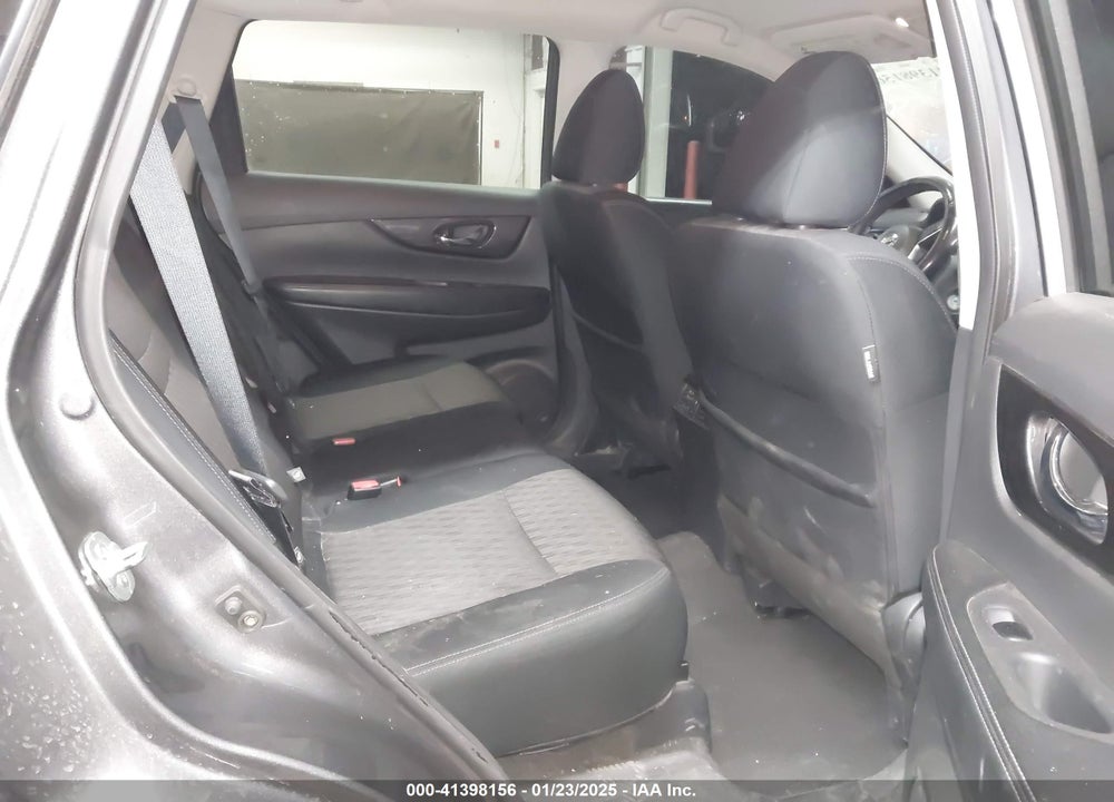 2018 NISSAN ROGUE S VIN: 5N1AT2MTXJC838673