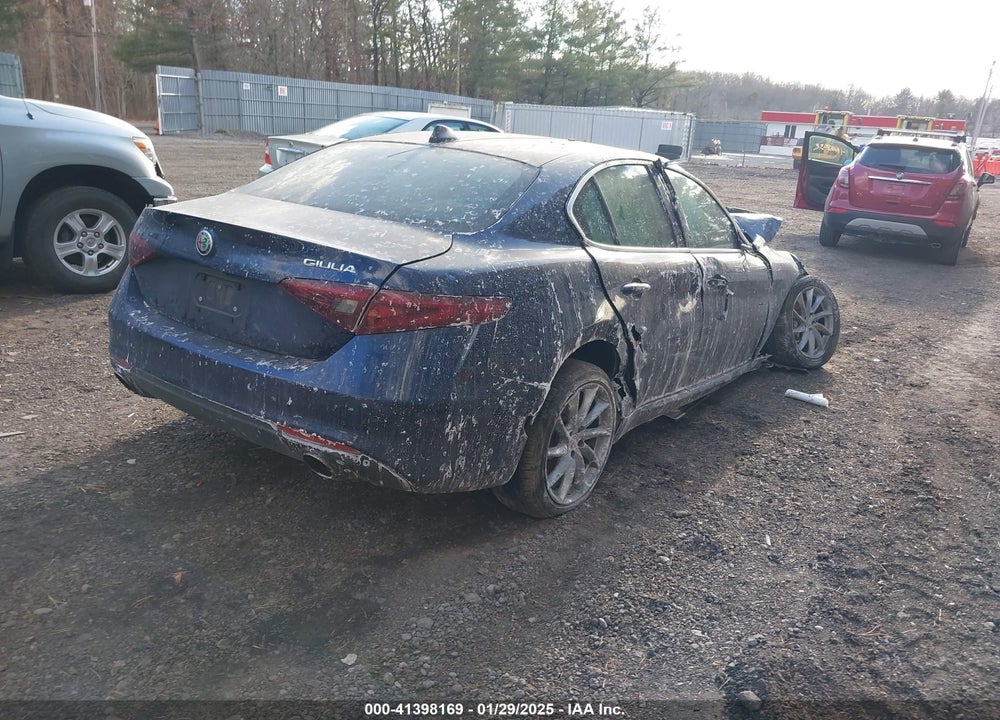 2017 ALFA ROMEO GIULIA TI AWD VIN: ZARFAEEN6H7549171