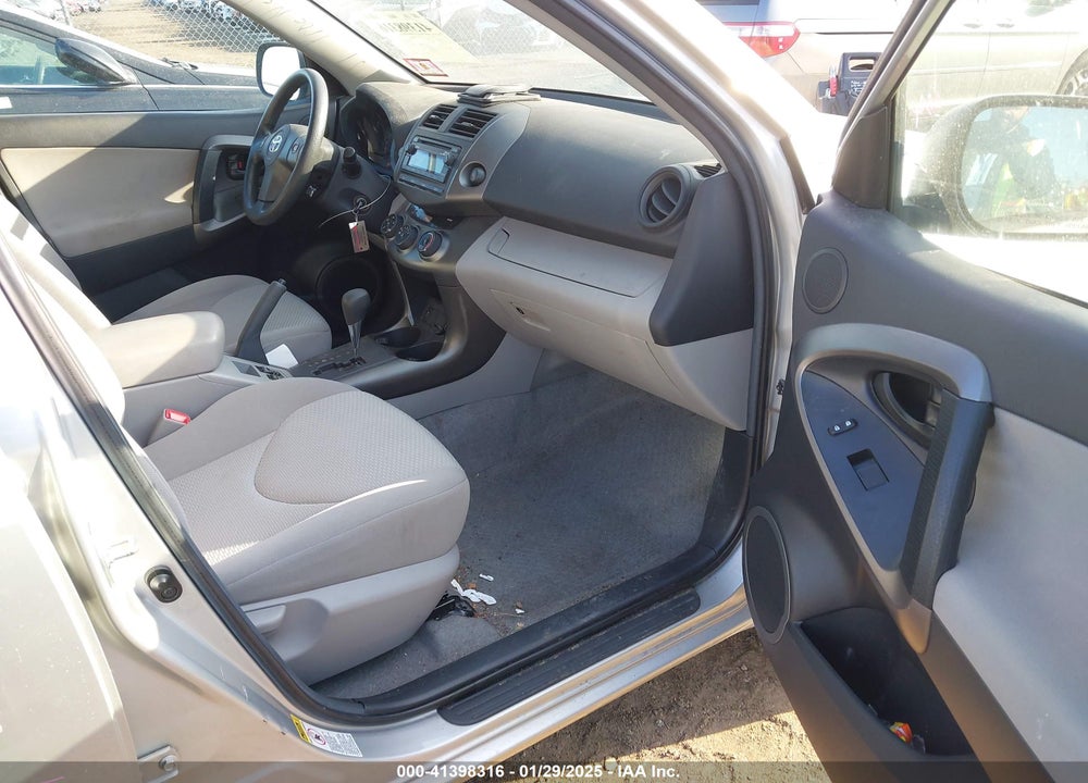 2012 TOYOTA RAV4 VIN: 2T3BF4DV4CW242648