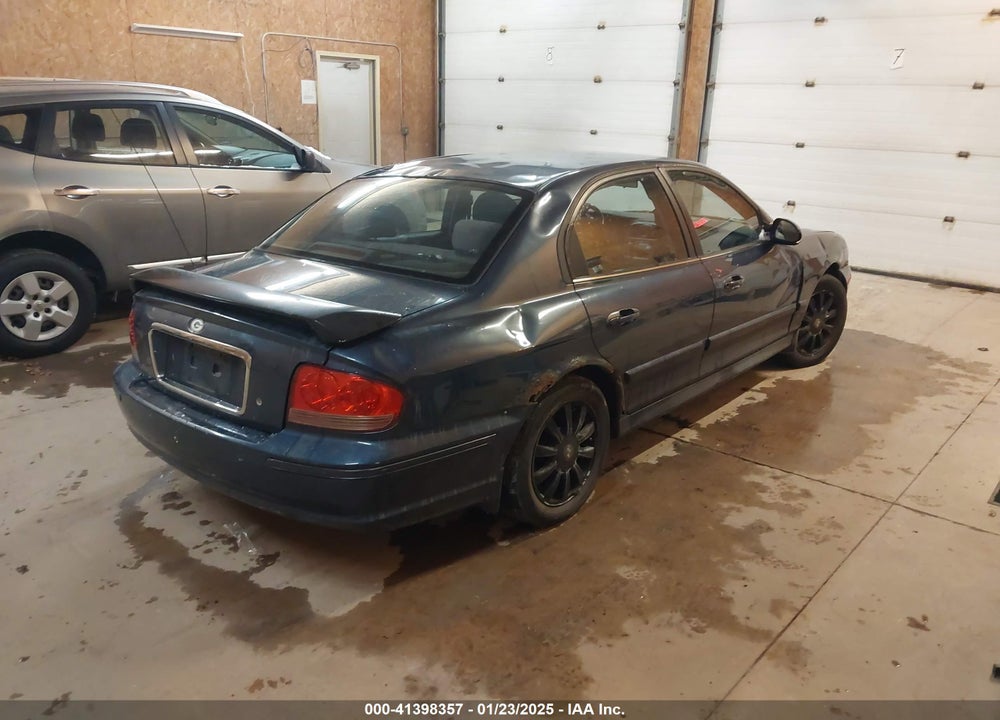 2004 HYUNDAI SONATA VIN: KMHWF25SX4A091630