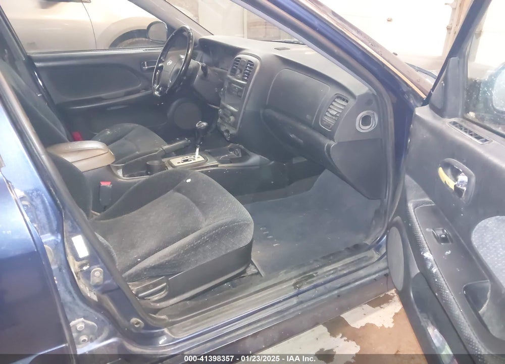 2004 HYUNDAI SONATA VIN: KMHWF25SX4A091630