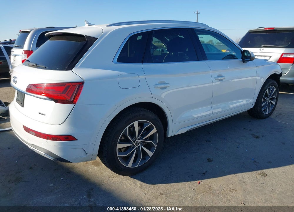 2021 AUDI Q5 VIN: WA1AAAFY0M2027997