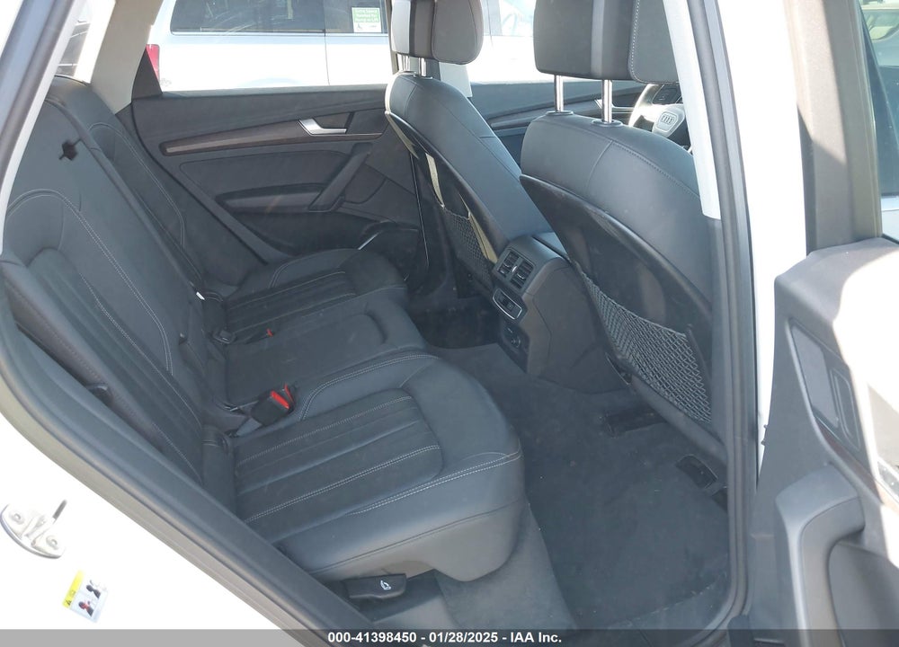 2021 AUDI Q5 VIN: WA1AAAFY0M2027997