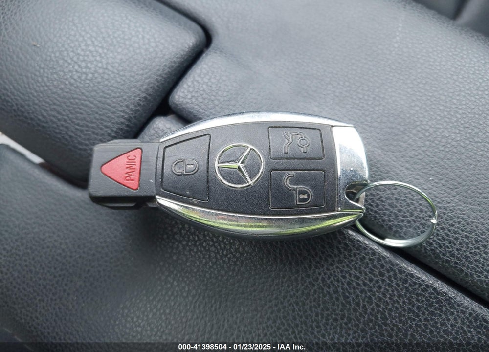 2012 MERCEDES-BENZ E VIN: WDDHF8JB6CA652500