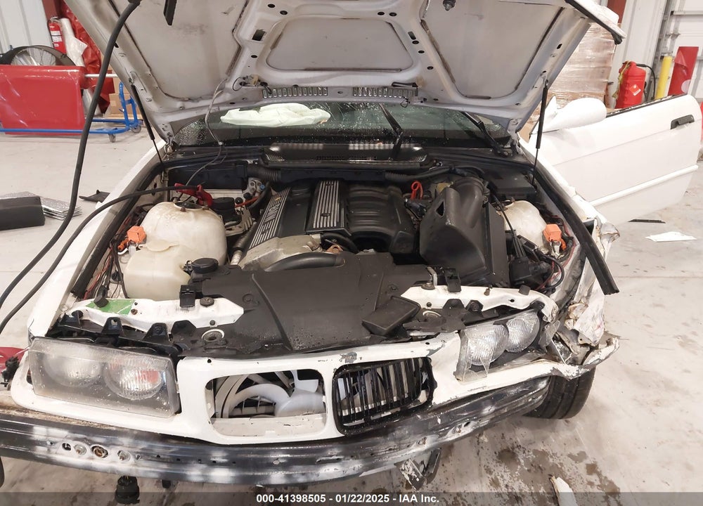 1994 BMW 325 IC AUTOMATIC VIN: WBABJ6326RJD31582