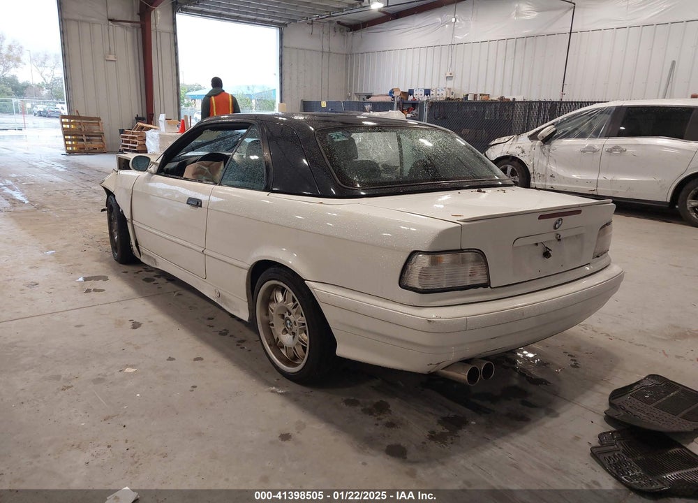 1994 BMW 325 IC AUTOMATIC VIN: WBABJ6326RJD31582